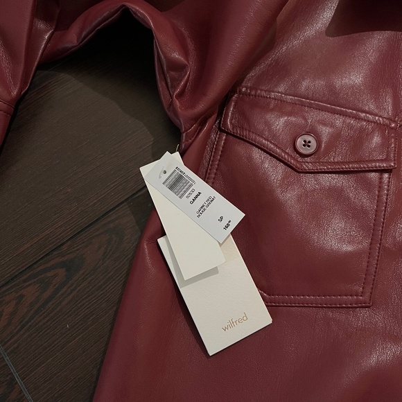 Wilfred The Ganna™ Shirt Jacket - Vegan Leather (Small) - Picture 7 of 8